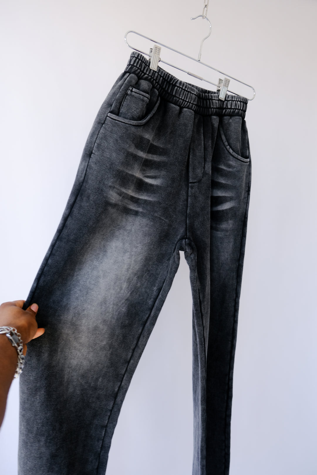 Jweatpants in 'Pure Black'